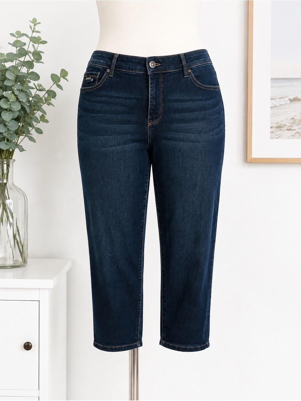 Nine West Jeans Chrystie Capri Dark Wash Denim | Size 16